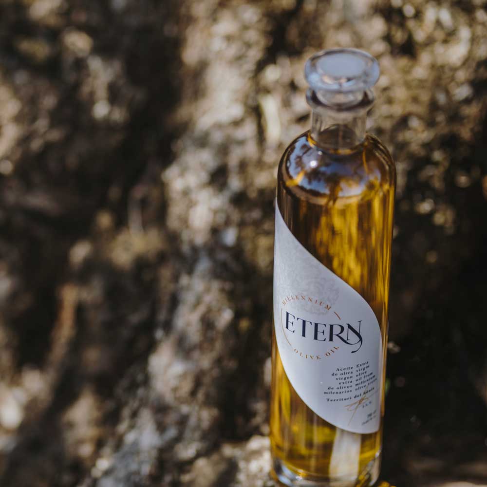 "Etern" natives Olivenöl extra von 1000 jährigen Bäumen