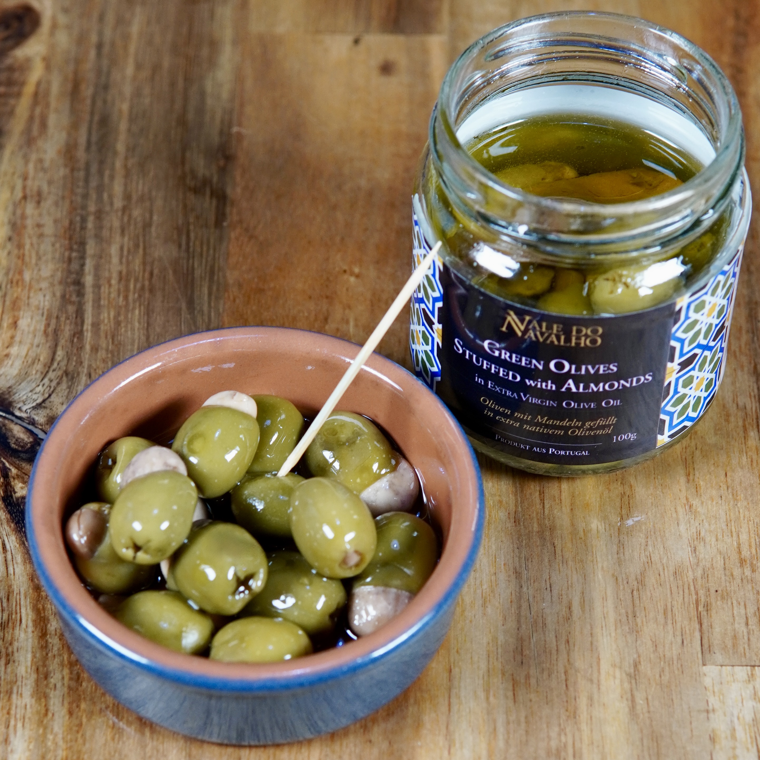 Oliven mit Mandeln gefüllt in nativem Olivenöl extra - Portugal